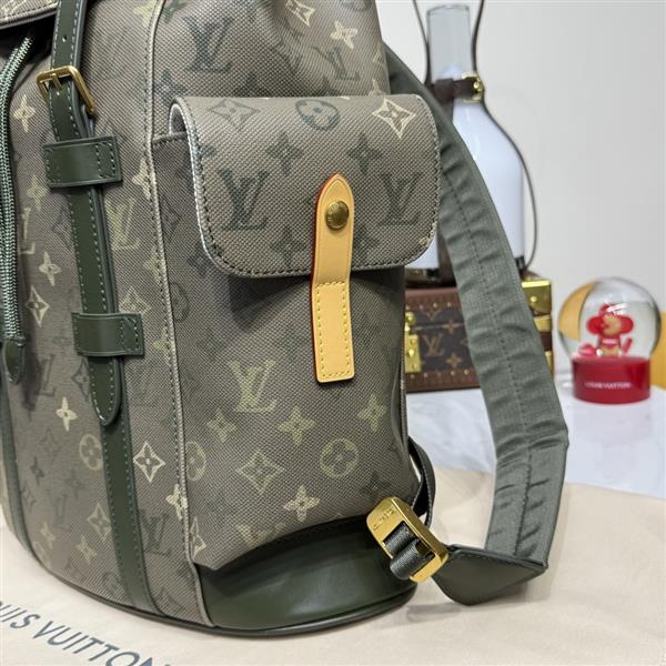 2026122114854767 270